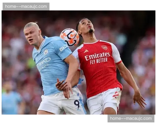 曼城边路持续冲击禁区前沿 创造得分机会质量远高于阿森纳